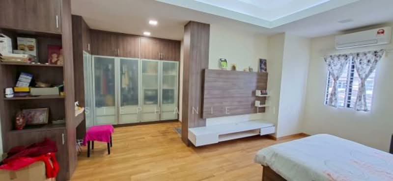 3-storey Terraced House for Sale in Taman Sri Gadong (Klang) - Stephanie Lim - Bedroom - PropertyGuru.com.my