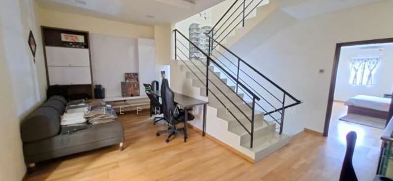 3-storey Terraced House for Sale in Taman Sri Gadong (Klang) - Stephanie Lim - Study - PropertyGuru.com.my