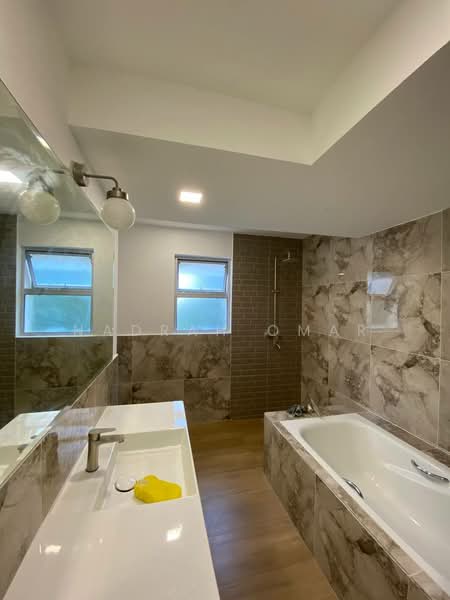 Kondominium untuk Disewa di Seri Maya Condominium - Nadrah Omar - Bathroom - PropertyGuru.com.my