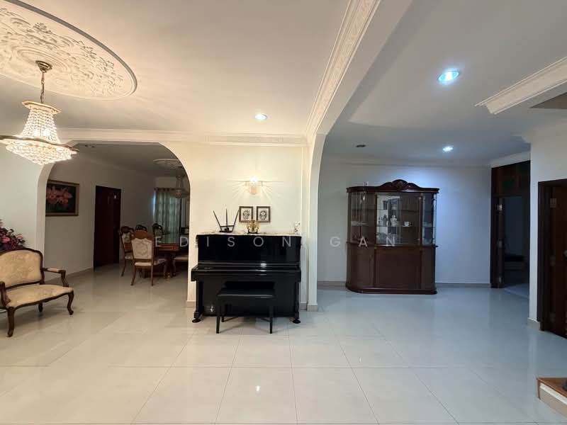 Rumah Banglo untuk Dijual di Seksyen 14 (Petaling Jaya) - Edison Gan - Living Room - PropertyGuru.com.my