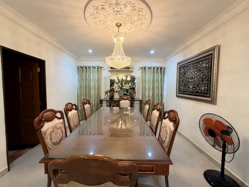 Rumah Banglo untuk Dijual di Seksyen 14 (Petaling Jaya) - Edison Gan - Dining Room - PropertyGuru.com.my