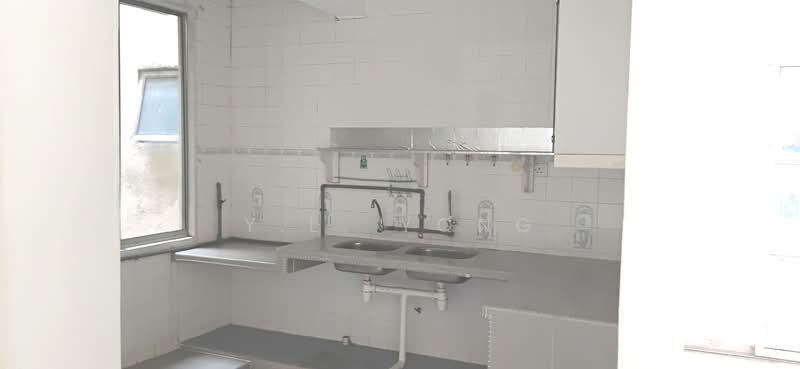 Pangsapuri untuk Dijual di Subang Perdana Goodyear Court 7 - Y.L. Yong - Kitchen - PropertyGuru.com.my