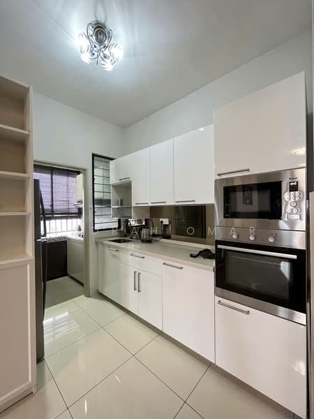 Condominium for Rent at The Haute Gurney - Nadrah Omar - Kitchen - PropertyGuru.com.my