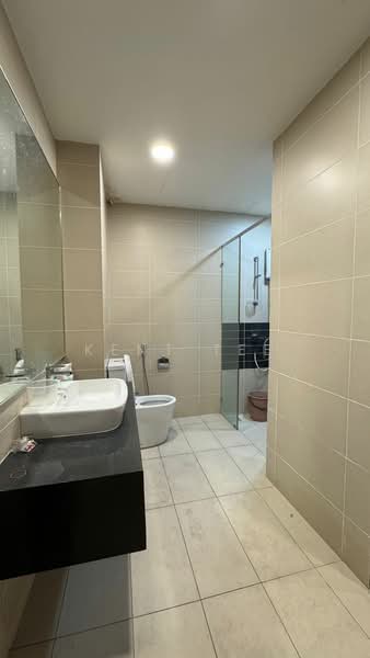 Service Residence for Rent at The Link 2 Residences - Kent Tee - Bathroom - PropertyGuru.com.my