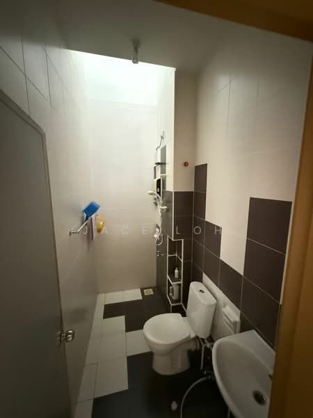 2-storey Terraced House for Sale in Taman Setia Indah (Tebrau) - Jace Loh - Bathroom - PropertyGuru.com.my