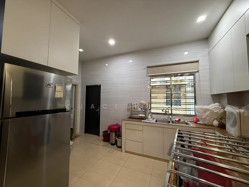 Rumah Teres 2 Tingkat untuk Dijual di Ulu Tiram (Johor) - Jace Loh - Kitchen - PropertyGuru.com.my
