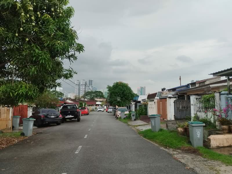 1-storey Terraced House for Rent in Johor Bahru (Johor) - Dexter Lim - Exterior - PropertyGuru.com.my