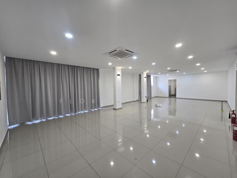 Shop for Rent in Seri Kembangan (Selangor) - Flory Leong - Interior - PropertyGuru.com.my