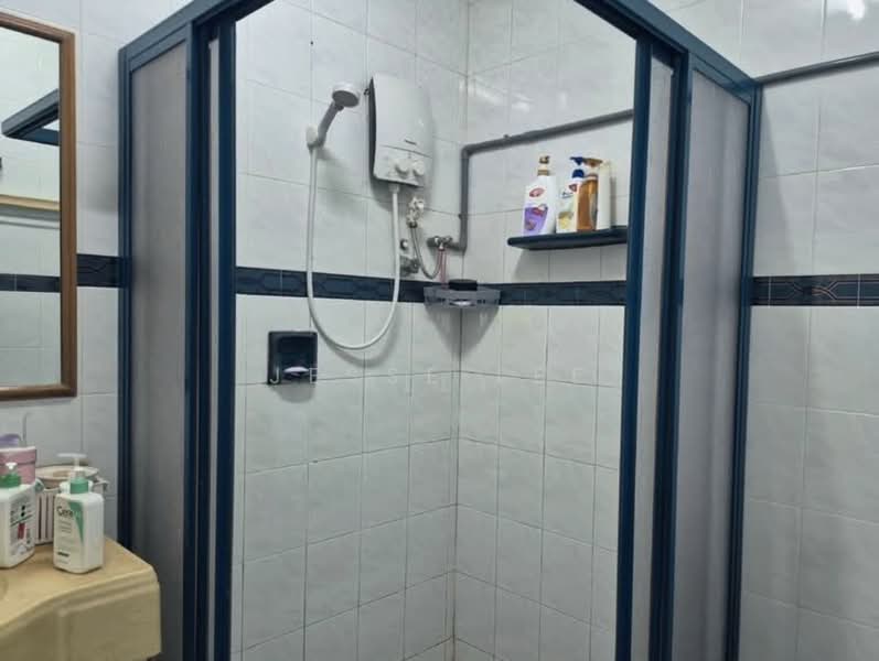 Rumah Teres 1 Tingkat untuk Dijual di Bandar Sri Damansara (Selangor) - Jesse Lee - Bathroom - PropertyGuru.com.my