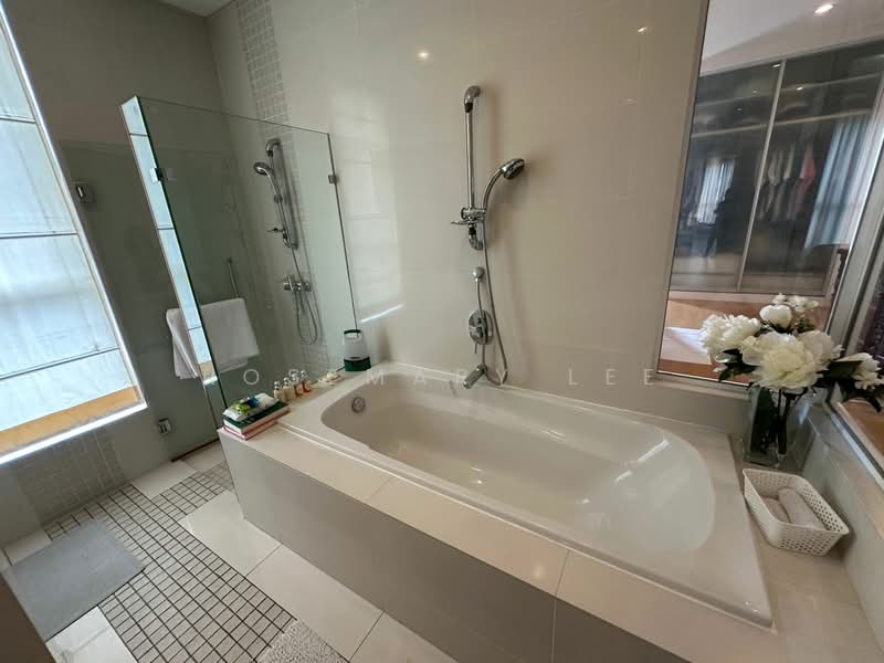 Condominium for Sale at Kiaramas Ayuria - Rosemary Lee - Bathroom - PropertyGuru.com.my