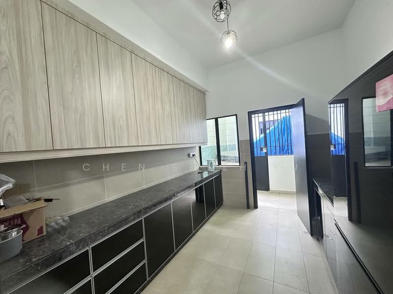 Rumah Teres 2 Tingkat untuk Dijual di Permas Jaya (Johor Bahru) - Chen Shieh Yu - Kitchen - PropertyGuru.com.my
