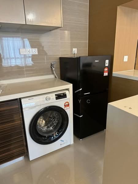 Kondominium untuk Disewa di R&F Princess Cove Phase 2-Seine Region - Nam YC - Kitchen - PropertyGuru.com.my