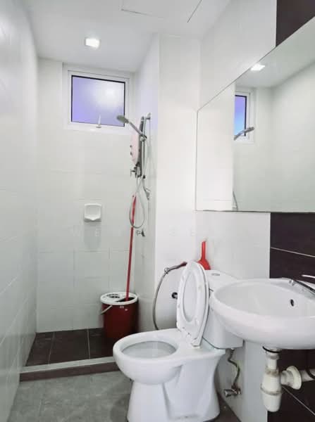 Kondominium untuk Disewa di Summer Place - Weng Sern - Bathroom - PropertyGuru.com.my