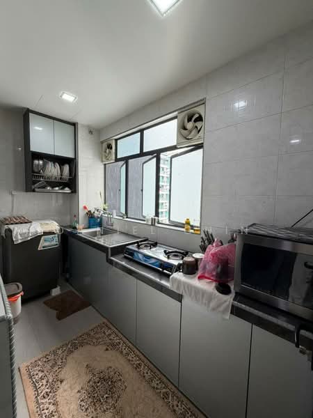 Servis Apartment untuk Disewa di KL Traders Square - Daniel Chin - Kitchen - PropertyGuru.com.my