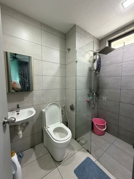 Servis Apartment untuk Disewa di KL Traders Square - Daniel Chin - Bathroom - PropertyGuru.com.my