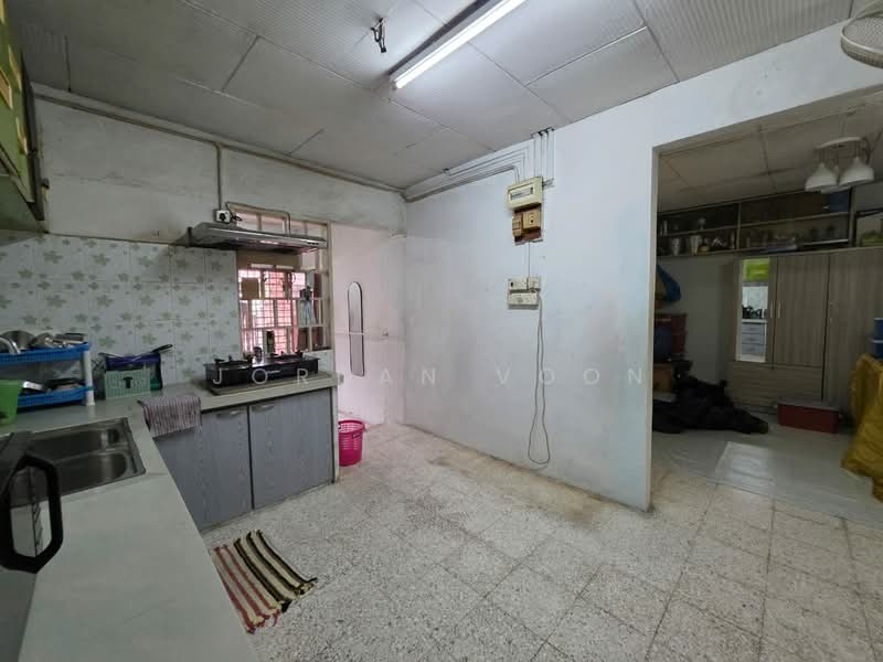 2-storey Terraced House for Sale in Taman Tuna (Seberang Jaya) - Jordan Voon - Kitchen - PropertyGuru.com.my
