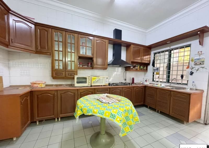 Rumah Teres 2 Tingkat untuk Dijual di Bandar Baru Klang (Klang) - Zackinn Hoi - Kitchen - PropertyGuru.com.my