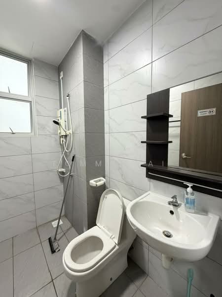 Servis Apartment untuk Disewa di SKS Habitat - Tommy Tai - Bathroom - PropertyGuru.com.my