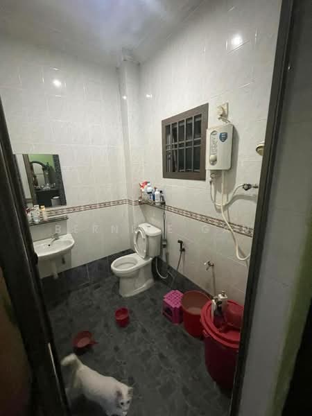 2-storey Terraced House for Sale in Taman Impian Emas (Skudai) - Bernice Gan - Bathroom - PropertyGuru.com.my