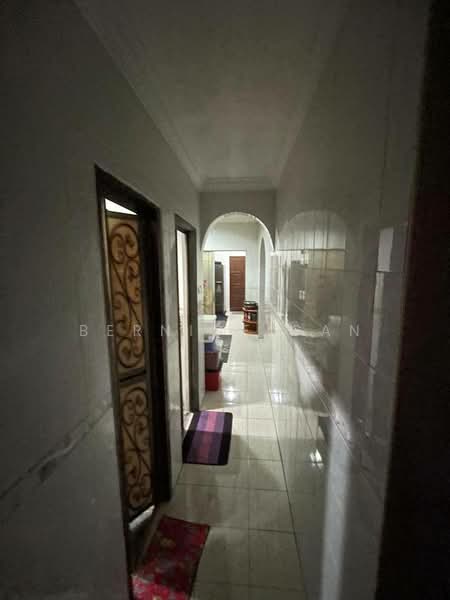 2-storey Terraced House for Sale in Taman Impian Emas (Skudai) - Bernice Gan - Corridor - PropertyGuru.com.my