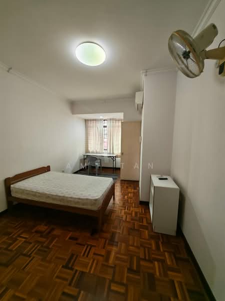Rumah Teres 2.5 Tingkat untuk Disewa di Bandar Utama 7 (Bandar Utama) - Amy Tan - Bedroom - PropertyGuru.com.my
