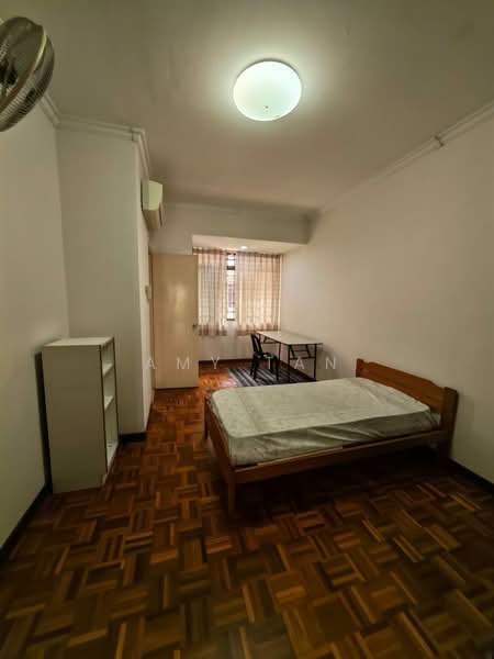 Rumah Teres 2.5 Tingkat untuk Disewa di Bandar Utama 7 (Bandar Utama) - Amy Tan - Bedroom - PropertyGuru.com.my