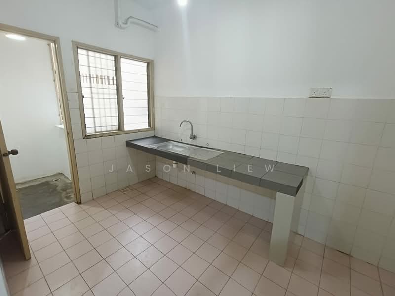 Apartment for Rent at Taman Lembah Maju 600 Apartment - Jason Liew - Kitchen - PropertyGuru.com.my