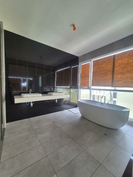 Bungalow for Sale in Hulu Langat (Selangor) - Siti Haila - Bathroom - PropertyGuru.com.my
