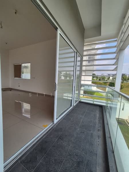 Bungalow for Sale in Hulu Langat (Selangor) - Siti Haila - Balcony - PropertyGuru.com.my