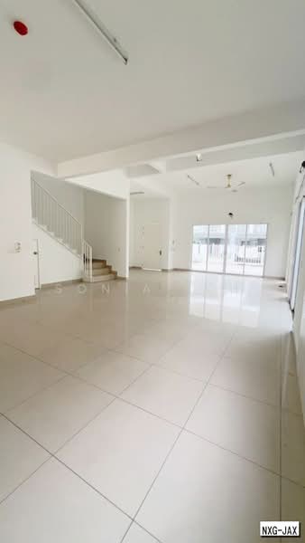 Semi-Detached House for Sale in Setia Alam (Selangor) - Sonia Soh - Living Room - PropertyGuru.com.my