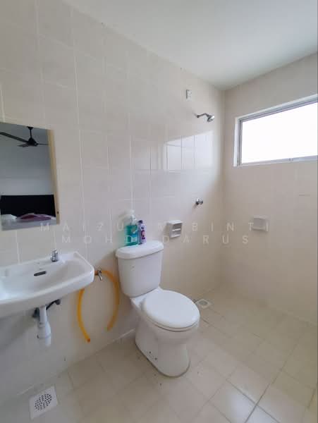 Bungalow for Sale in Mahkota Hills (Lenggeng) - Maizura binti Mohd Darus - Bathroom - PropertyGuru.com.my