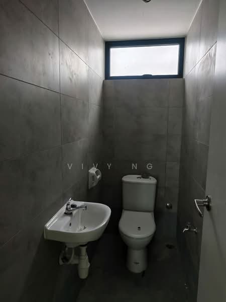 Shop / Office for Rent in Taman Pelangi (Johor Bahru) - Vivy Ng - PropertyGuru.com.my