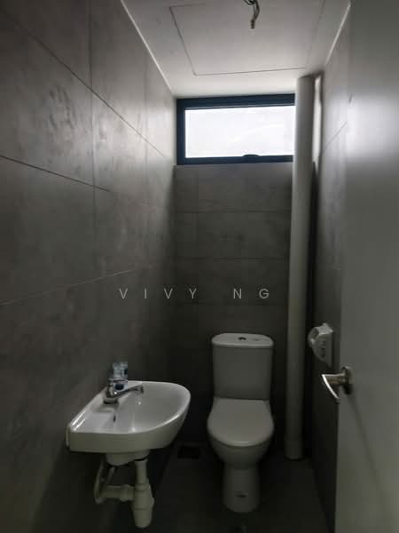 Shop / Office for Rent in Taman Pelangi (Johor Bahru) - Vivy Ng - PropertyGuru.com.my