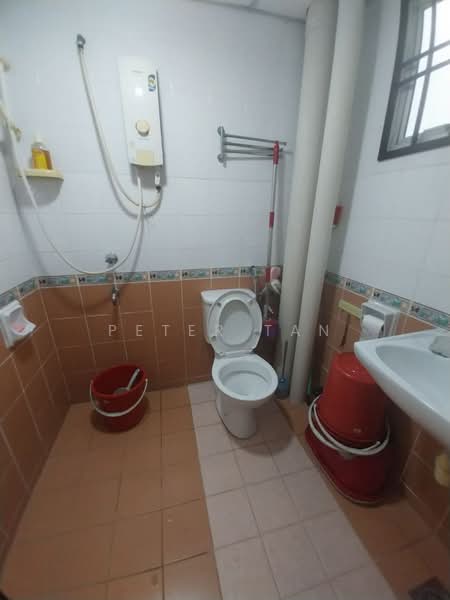 Apartment for Sale at Putri Ria - Peter Tan - Bathroom - PropertyGuru.com.my