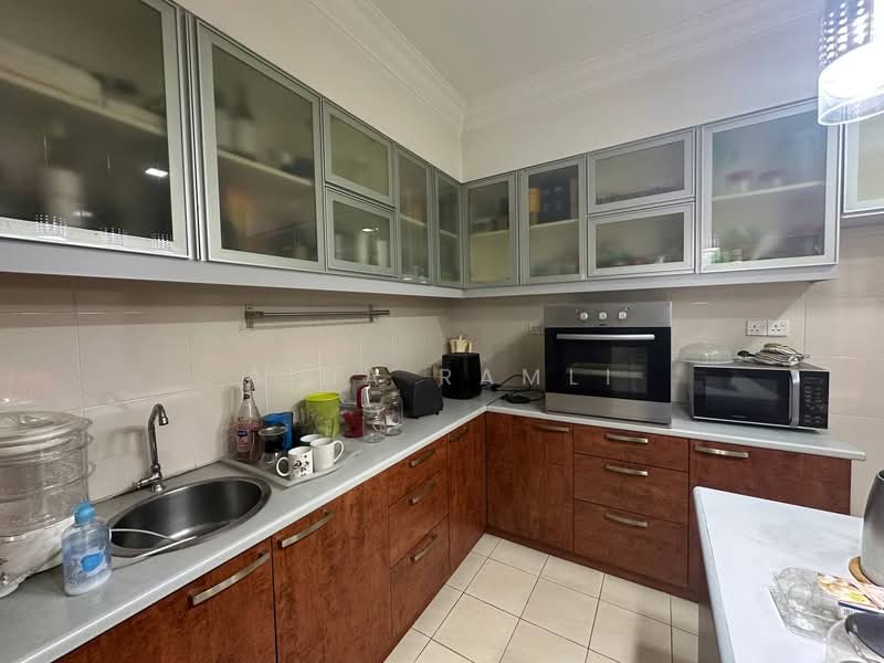 Rumah Teres 2 Tingkat untuk Dijual di Bukit Jelutong (Shah Alam) - Aida Ramli - Kitchen - PropertyGuru.com.my