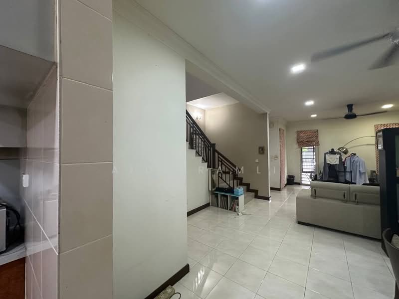 Rumah Teres 2 Tingkat untuk Dijual di Bukit Jelutong (Shah Alam) - Aida Ramli - Interior - PropertyGuru.com.my