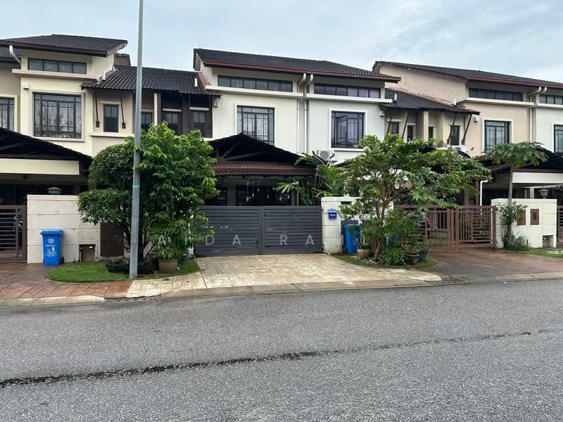 Rumah Teres 2 Tingkat untuk Dijual di Bukit Jelutong (Shah Alam) - Aida Ramli - Exterior - PropertyGuru.com.my