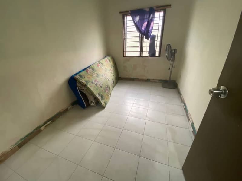 Rumah Teres 2 Tingkat untuk Dijual di Taman Scientex Pasir Gudang (Pasir Gudang) - Zira . - Bedroom - PropertyGuru.com.my