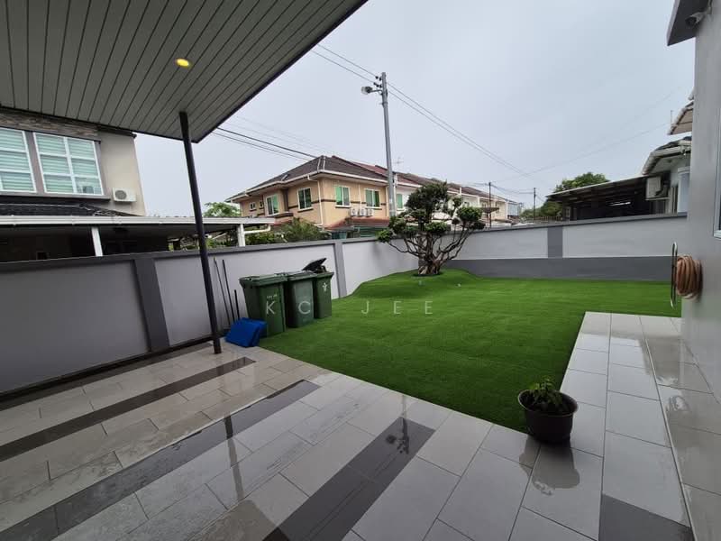 Semi-Detached House for Sale in Kuching (Sarawak) - KC Jee - PropertyGuru.com.my