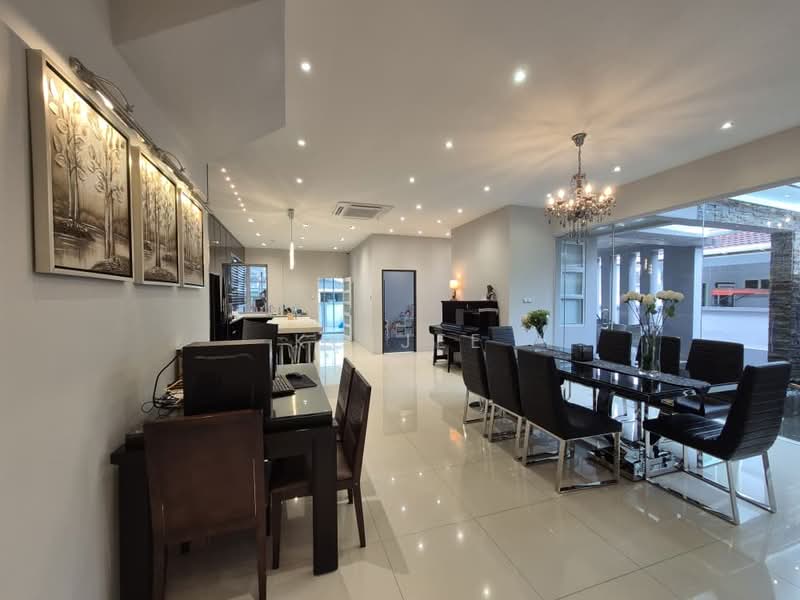 Semi-Detached House for Sale in Kuching (Sarawak) - KC Jee - PropertyGuru.com.my