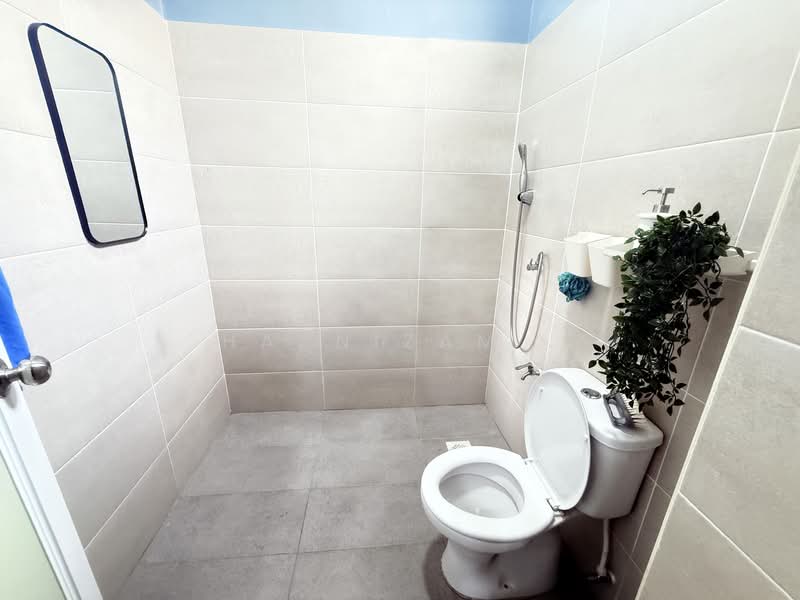 Rumah Teres 1 Tingkat untuk Dijual di Tasek Gelugor (Penang) - Hasnizam . - Bathroom - PropertyGuru.com.my