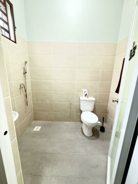 Rumah Teres 1 Tingkat untuk Dijual di Tasek Gelugor (Penang) - Hasnizam . - Bathroom - PropertyGuru.com.my