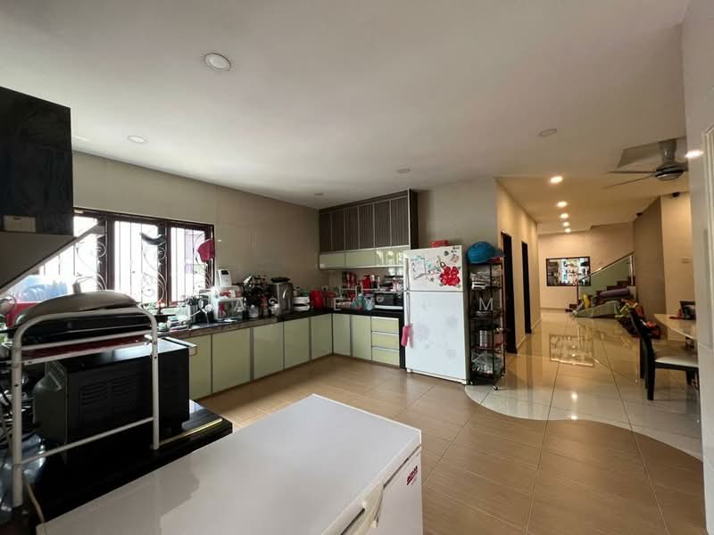 Semi-Detached House for Sale in Kampung Rantau Panjang (Kapar) - Cassey Lim - Kitchen - PropertyGuru.com.my