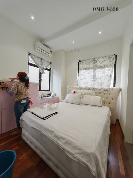3-storey Terraced House for Sale in Setia Utama (Setia Alam) - Cassey Lim - Bedroom - PropertyGuru.com.my