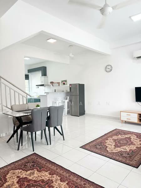 2-storey Terraced House for Sale in Puncak Alam (Selangor) - Amni Manan - Living Room - PropertyGuru.com.my