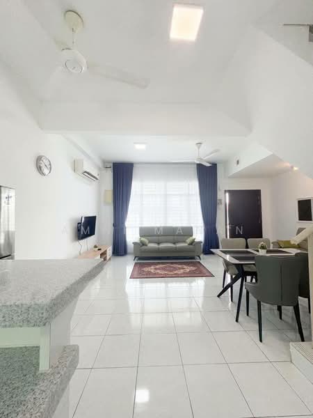 2-storey Terraced House for Sale in Puncak Alam (Selangor) - Amni Manan - Living Room - PropertyGuru.com.my