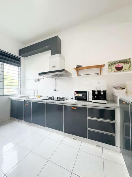 2-storey Terraced House for Sale in Puncak Alam (Selangor) - Amni Manan - Kitchen - PropertyGuru.com.my