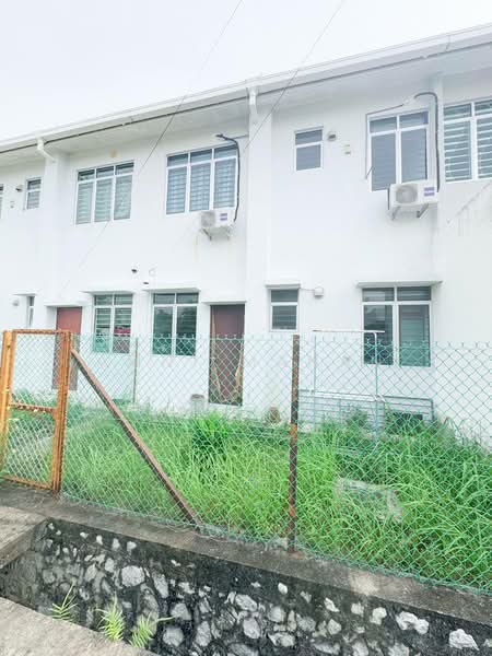 2-storey Terraced House for Sale in Puncak Alam (Selangor) - Amni Manan - Exterior - PropertyGuru.com.my