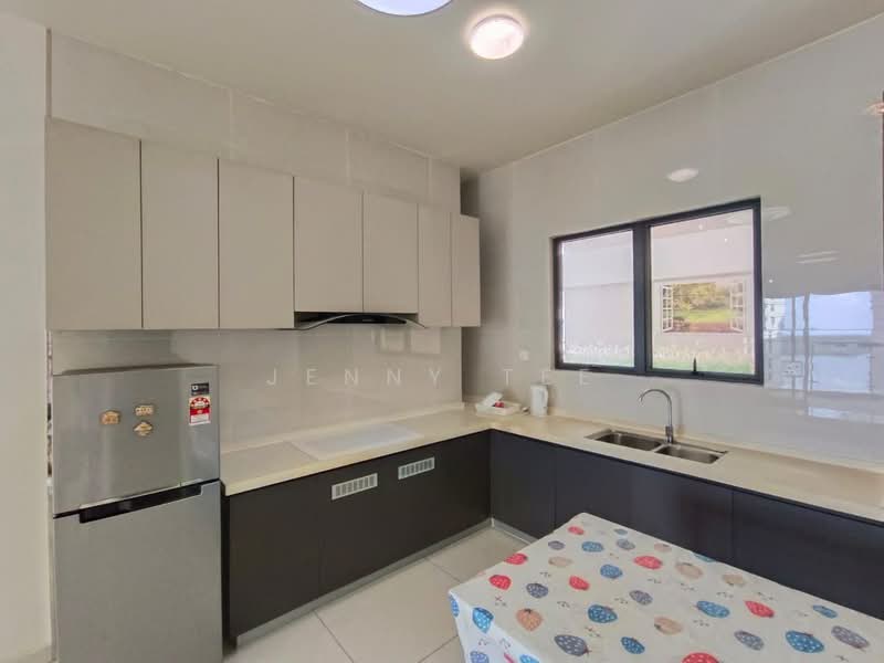 Kondominium untuk Disewa di Bay Point @ Country Garden Danga Bay - Jenny Tee - Kitchen - PropertyGuru.com.my
