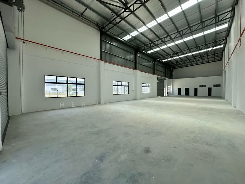 Kilang untuk Dijual di Eco Business Park 1 (Johor Bahru) - Herman Chen - Interior - PropertyGuru.com.my